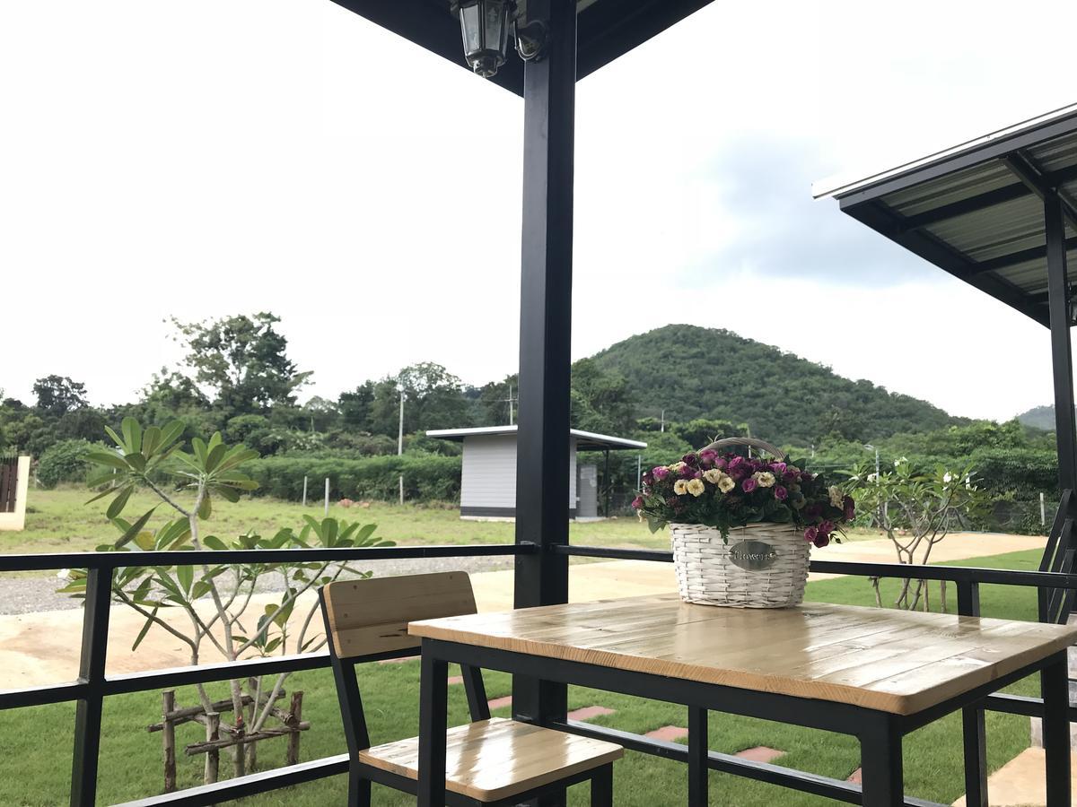 Lek Village Khaoyai Pakcsong Kültér fotó