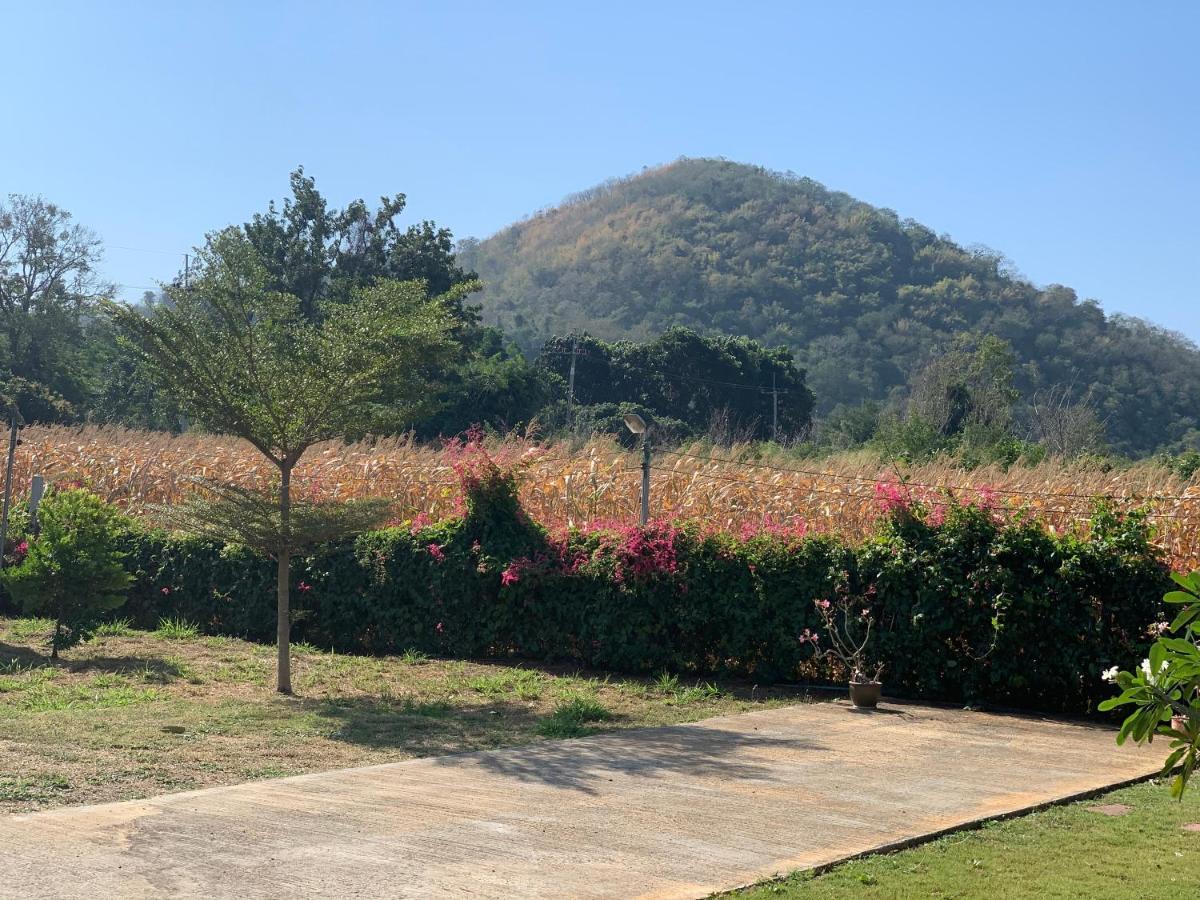 Lek Village Khaoyai Pakcsong Kültér fotó